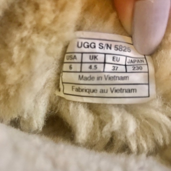 Ugg boots size 6😍 - Picture 7 of 7